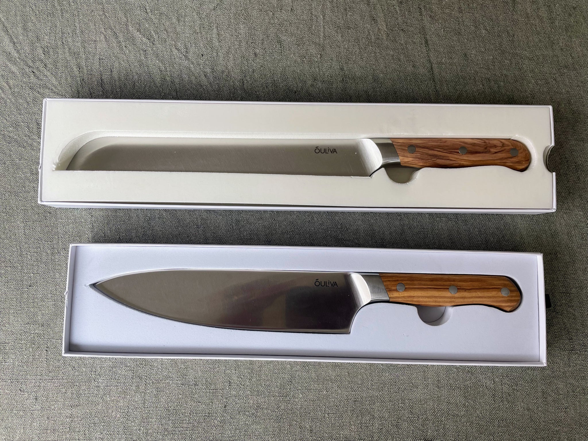 Couteau à pain en inox et bois d'olivier 19cm - naturel 